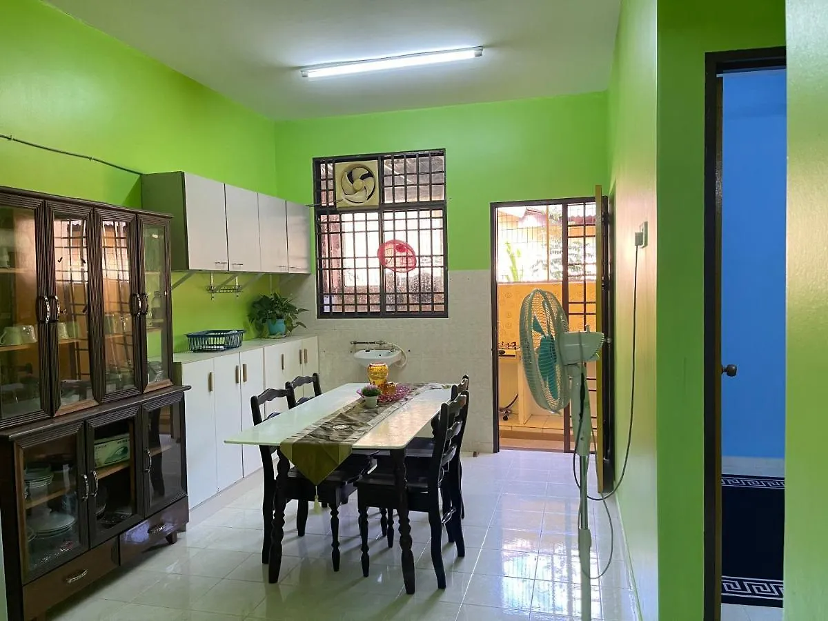 Pak Malau Homestay Malesia